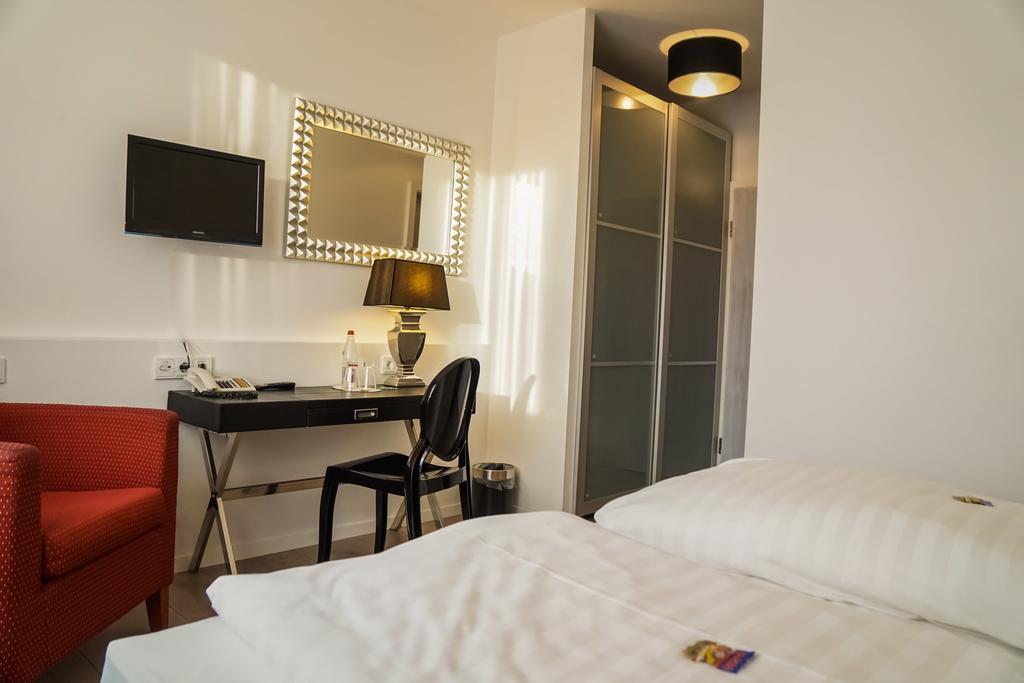 Altes Zollhaus Hotel Rinteln Kültér fotó